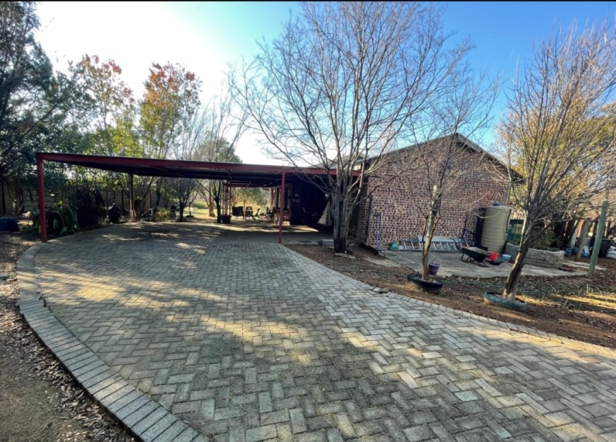 4 Bedroom Property for Sale in Olive Hill Free State